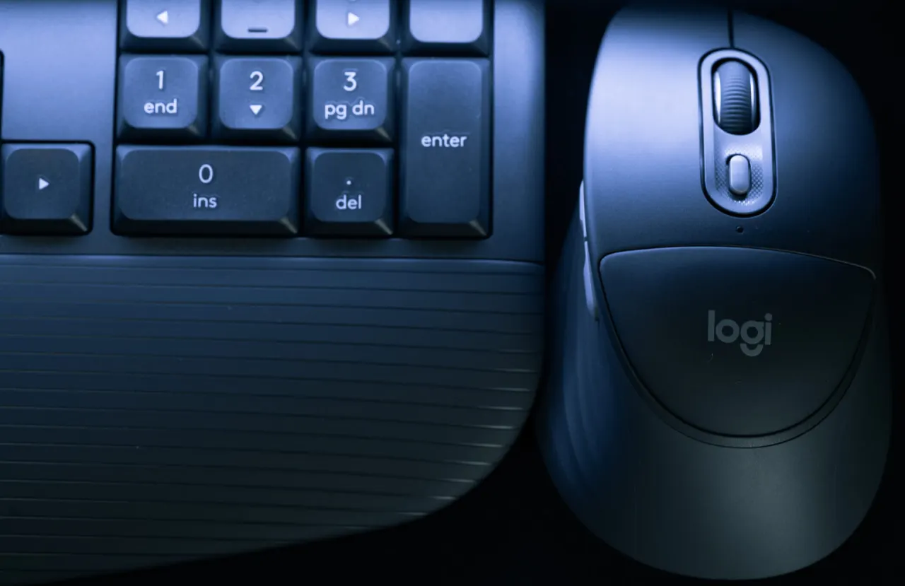 Logitech MK880 je pravi balzam