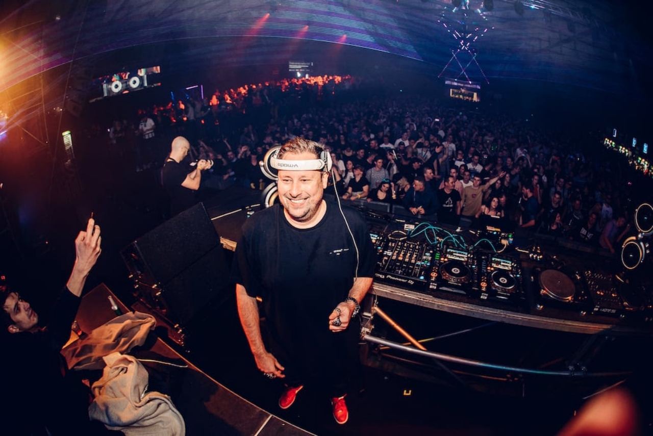 Umek: Njegov abraham podira meje!